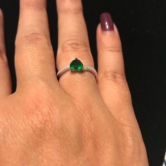 Sterling silver ring - Picture 2 of 7